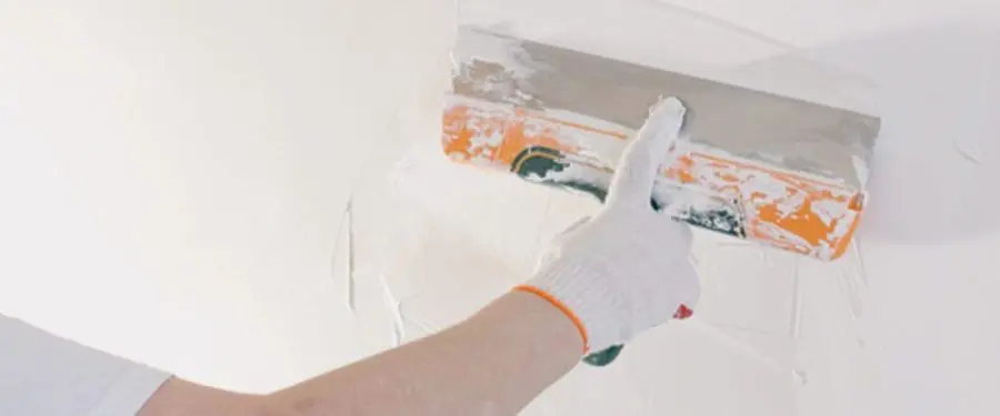 finitions des cloisons des combles